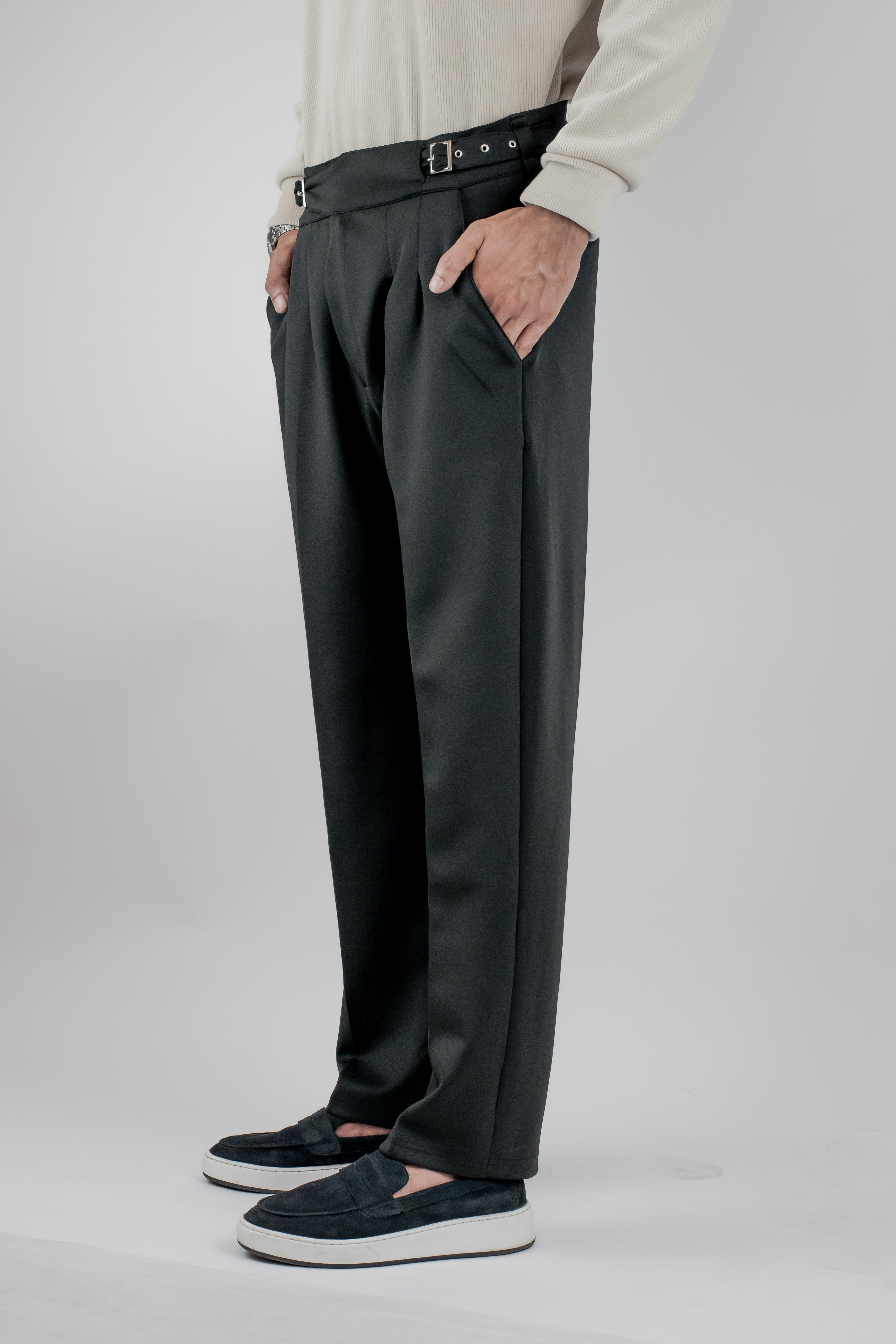 Pleated Relax Pant (Black)