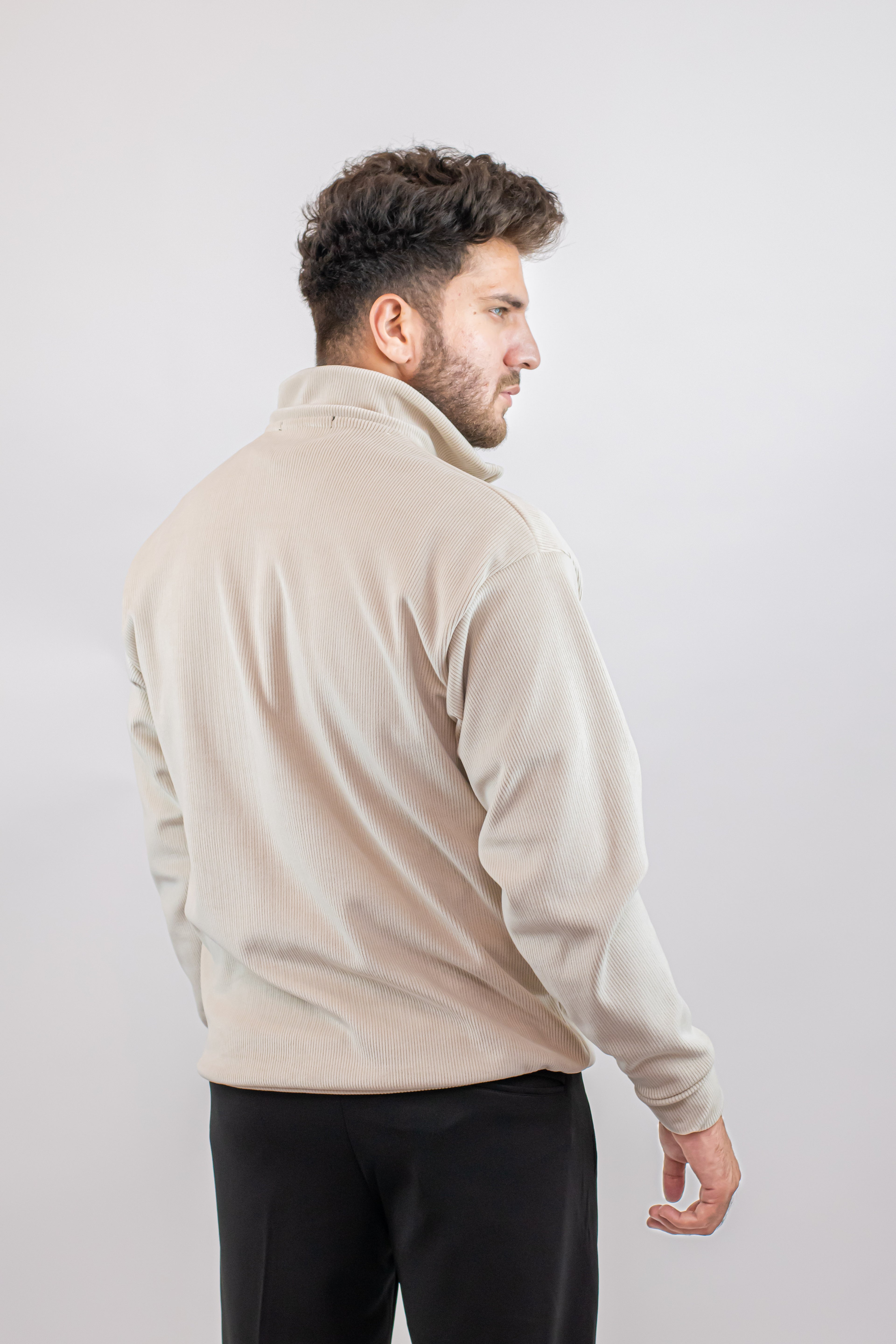 Corduroy Quater Zip Sweater (Beige)