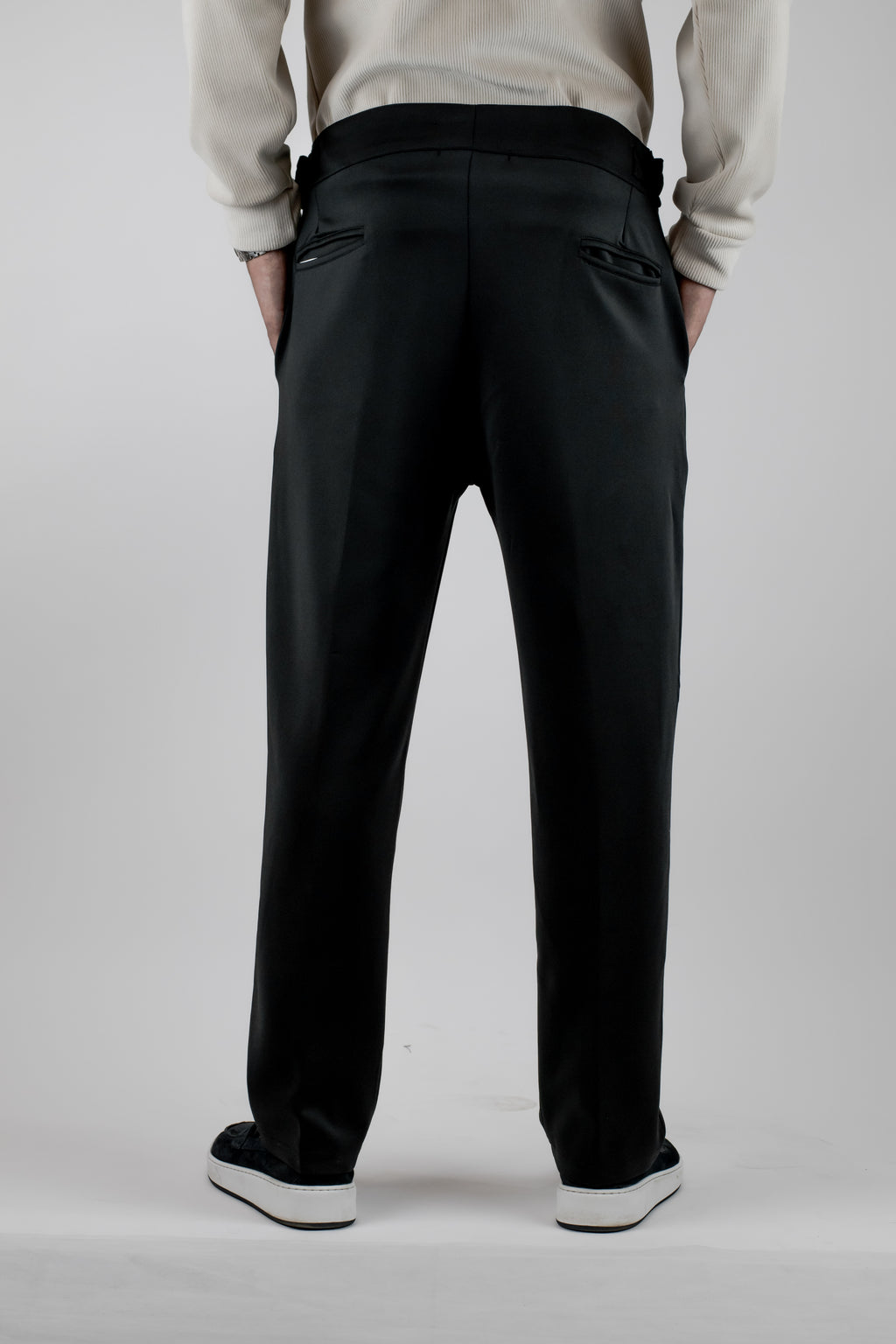 Pleated Relax Pant (Black)