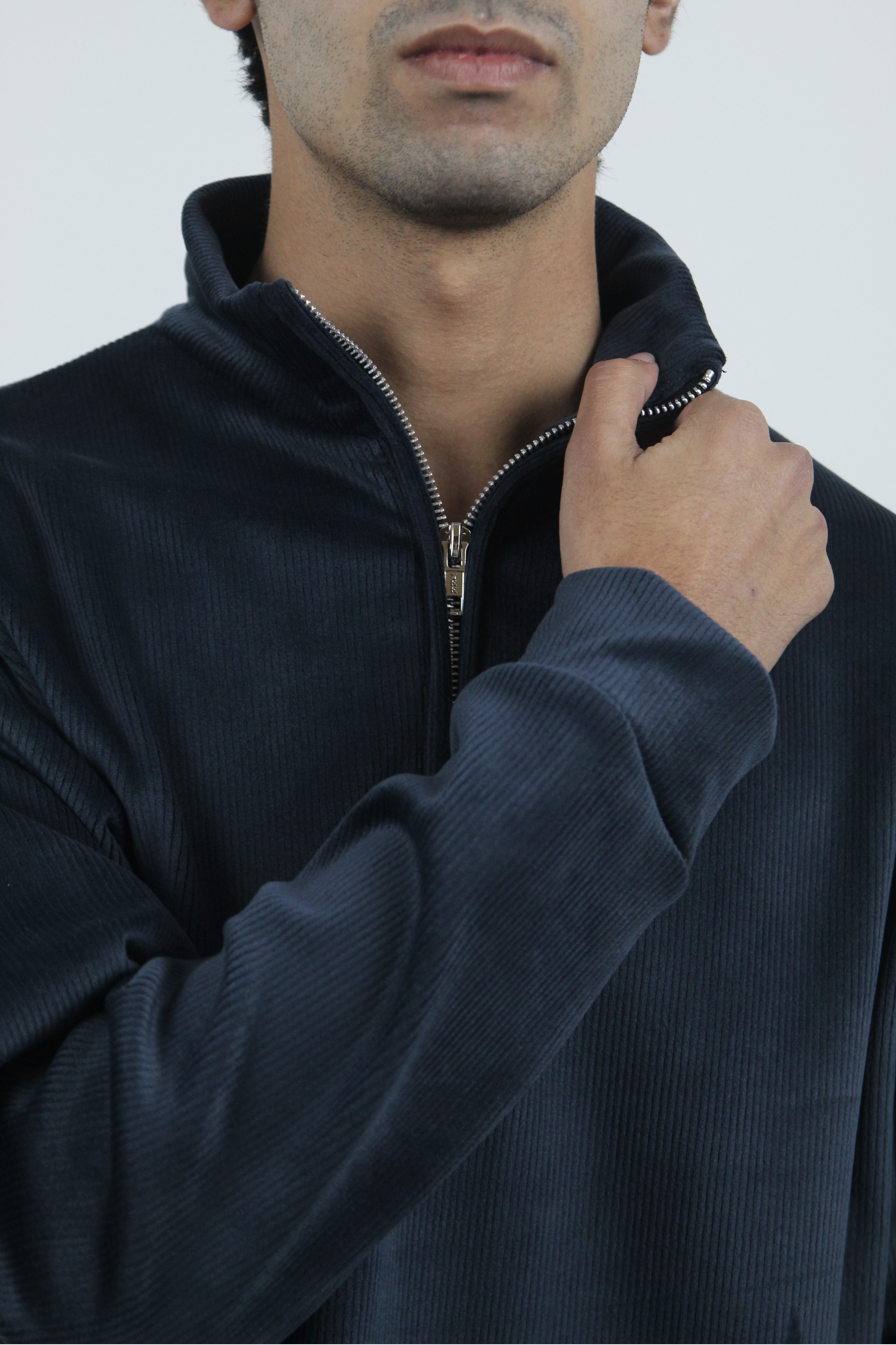 Corduroy Quater Zip Sweater (Blue)
